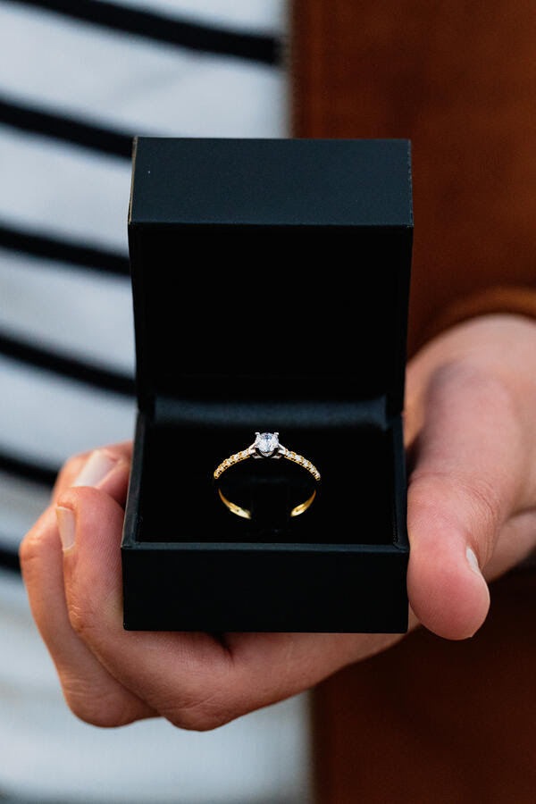 Close-up of the engagement ring in its box